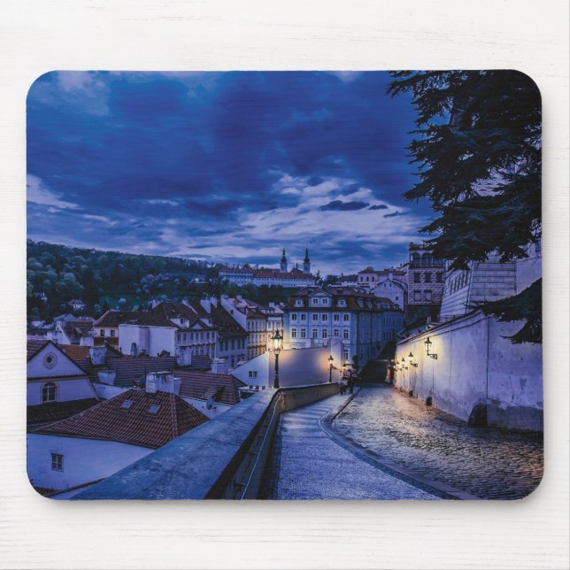 Abend Straße in Prag Mousepad (Vorne)