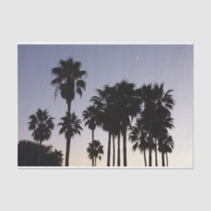 Abenddämmerung mit tropischen Palmen Seidenpapier