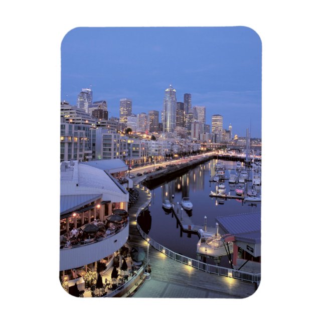 Abendessen am Hafen von Bell in Seattle, Washingto Magnet (Vertikal)