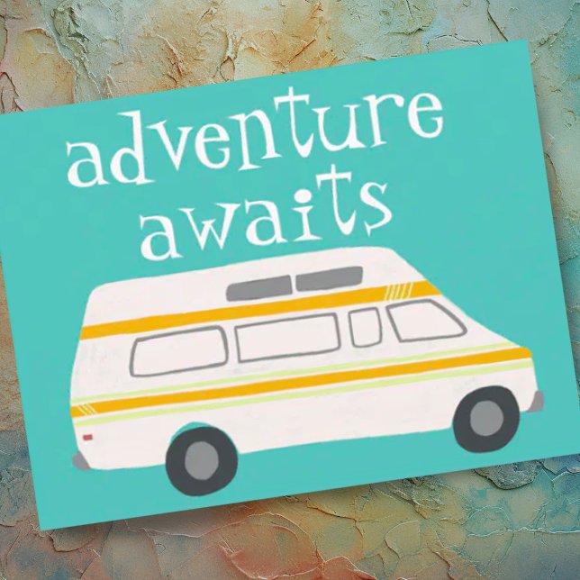 ABENTEUER AWARITS Camping Campervan RV Postkarte (Cute vintage van illustration "adventure awaits". Customize with your own text too)