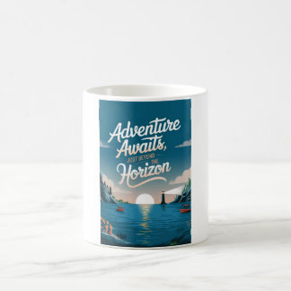 Abenteuer erwartet, direkt außerhalb des Horizonts Kaffeetasse