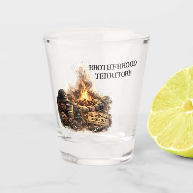 Abenteuer-Hütten-Trip-Junggesellenabschied-Rustika Schnapsglas (Vorderseite)