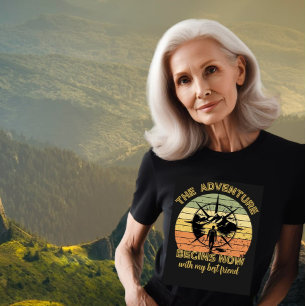 Abenteuer in den Bergen beginnt Naturliebhaber Out T-Shirt