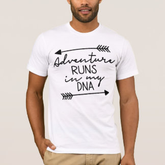 Abenteuer laufen in meinem DNA-Zitat-Design Outdoo T-Shirt