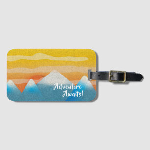 Abenteuer wartet Mountain Sunset Gepäckanhänger