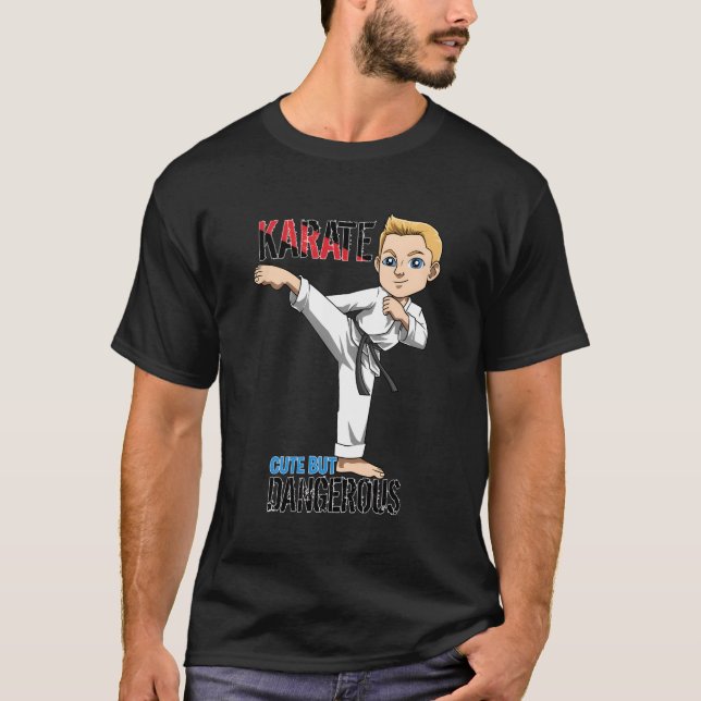 Aber gefährlicher Karate T-Shirt (Vorderseite)