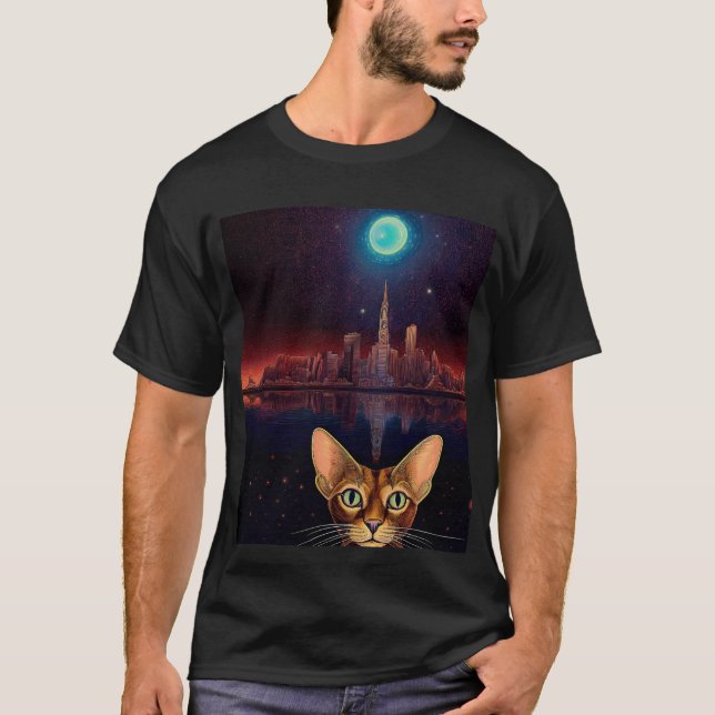 Abessinienkatze mit Stadtbild im Hintergrund T-Shirt (Vorderseite)