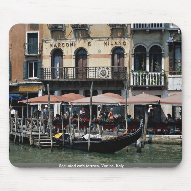 Abgelegene Caféterrasse, Venedig, Italien Mousepad (Vorne)