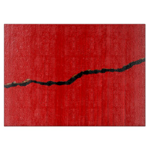 Abgeplatzte rote Farbe Schneidebrett