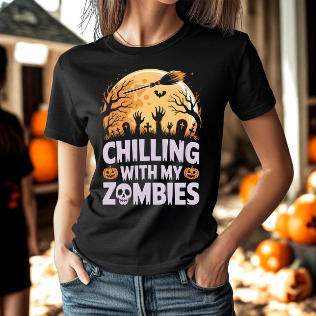 Abkühlung mit meinen Zombies Beängstigende Hallowe T-Shirt (Von Creator hochgeladen)