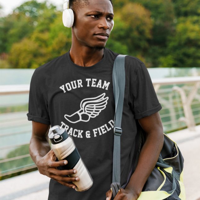 Ablaufverfolgung und Feldbenutzerdefinierter Teamn T-Shirt (Custom track and field team shirt with personalize name or text.)