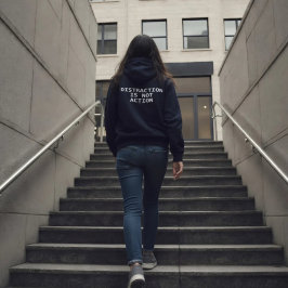 Ablenkung ist keine Aktion Hoodie