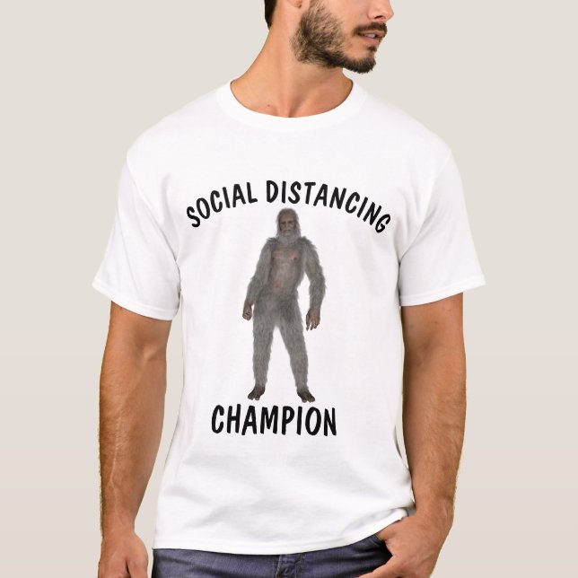 ABOMIDABLE SNOWMAN SOCIAL DISTANCING CHAMPION T-Sh T-Shirt (Vorderseite)