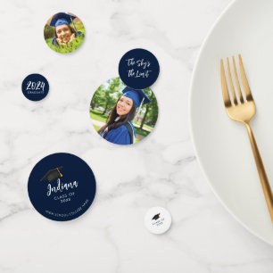 Abschluss 2024 Skript Foto Grad Party Konfetti