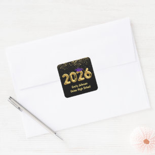 Abschluss 2025 Goldballons und Lila Obergrenze Quadratischer Aufkleber