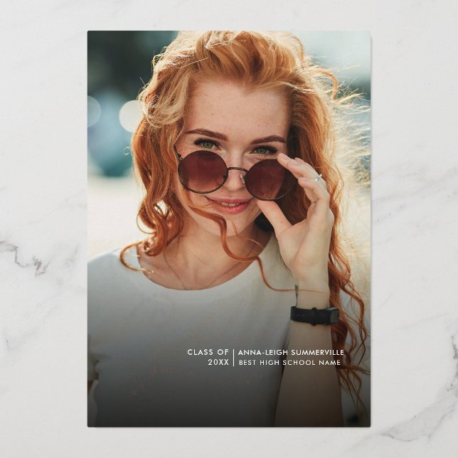 Abschluss 2025 Graduate Party Foto Rose Gold Folieneinladung (Vorderseite)