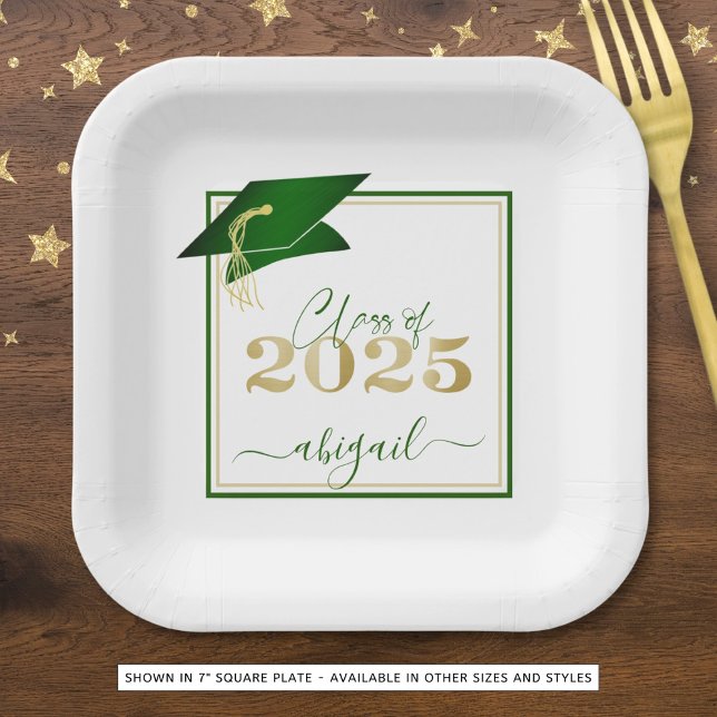 Abschluss 2025 Imitats Metallic Green Gold Script Pappteller (Von Creator hochgeladen)