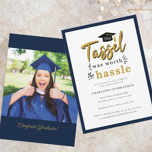 Abschluss 2025 Navy Blue Foto Grad Party Einladung (Graduation 2025 Tassel Worth Hassle Grad Party Invitation)