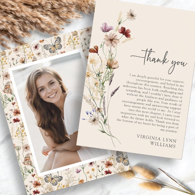 Abschluss Bohemischer Wildblumen Dankeskarte (Bohemian Wildflowers Picture Graduation Thank You Card by Painted Paperie
)