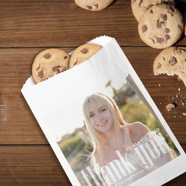 Abschluss Candy Favors Klassische Goldkalligraphie Geschenktütchen (Classic gold calligraphy graduation thank you favor bag perfect for elegant grad party treats.)