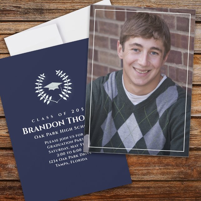 Abschluss Classic Foto Navy Blue Laureate Laurel Einladung (Von Creator hochgeladen)