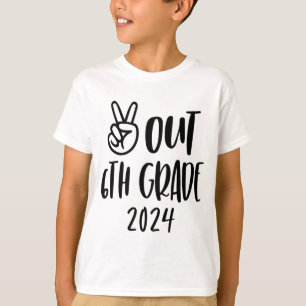 Abschluss der 6. Klasse Gefärbte Krawatte am letzt T-Shirt