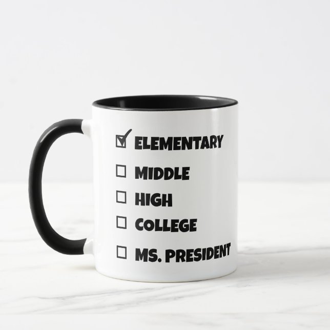 Abschluss der Grundschule Präsidentin Tasse (Links)