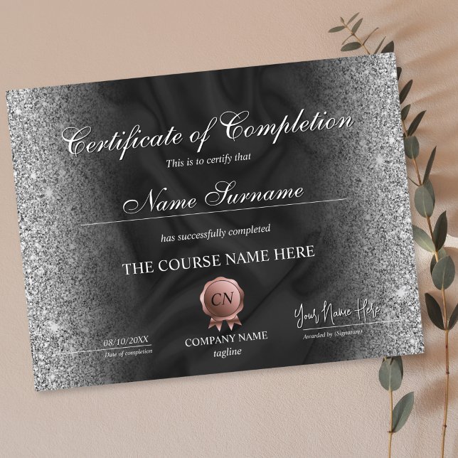 Abschluss des Abschlusszertifikats (certificate of completion with black silk background and silver glitter on the edges)