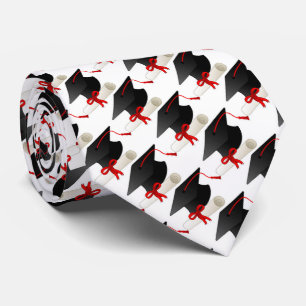 Abschluss-Diplom und Kappe Krawatte