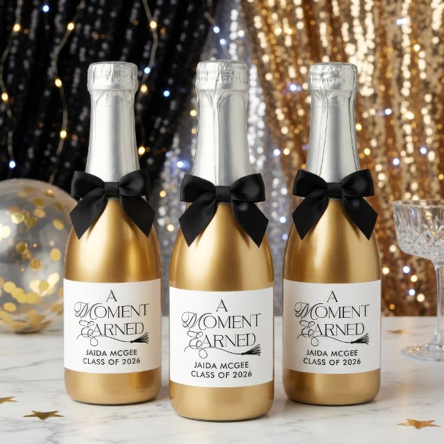 Abschluss Ein Verdienter Moment (A Moment Earned Champagne Labels)