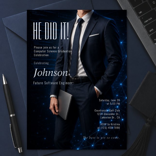 Abschluss in Informatik Einladung (Future Software Engineer invitation with a modern luxury tech-inspired design.)