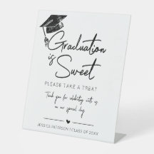 Abschluss ist Sweet Minimalistisches Schwarz-weiße