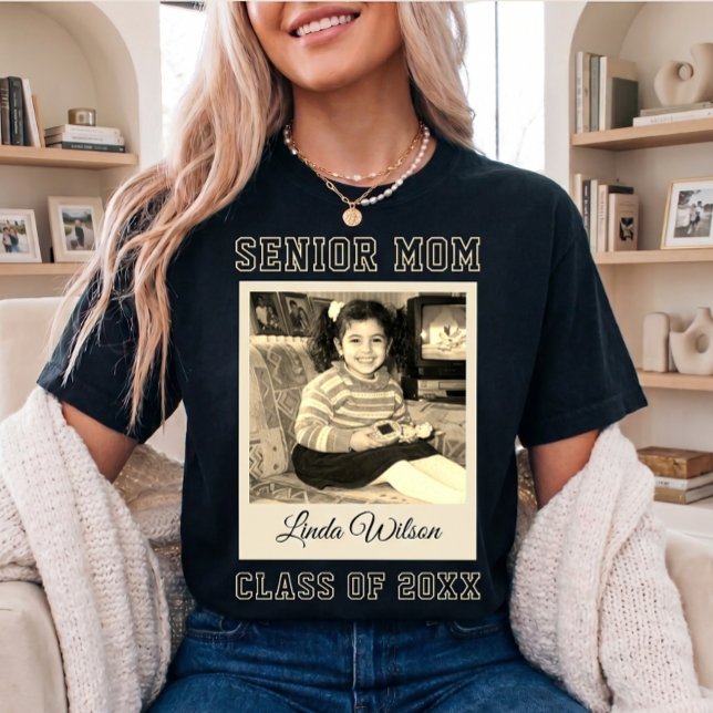 Abschluss-Mama benutzerdefiniertes Foto-Script-Nam T-Shirt (Von Creator hochgeladen)
