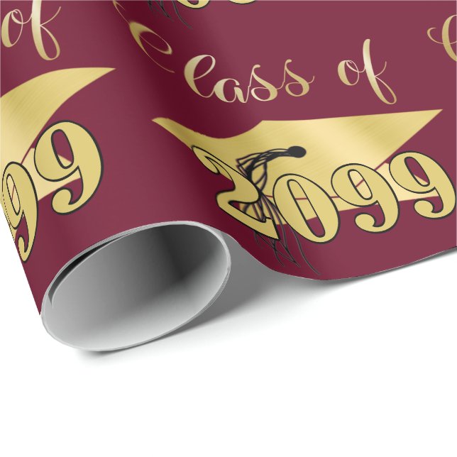 Abschluss Maroon Metallic Gold Class Year Geschenkpapier (Rolleneckpunkt)