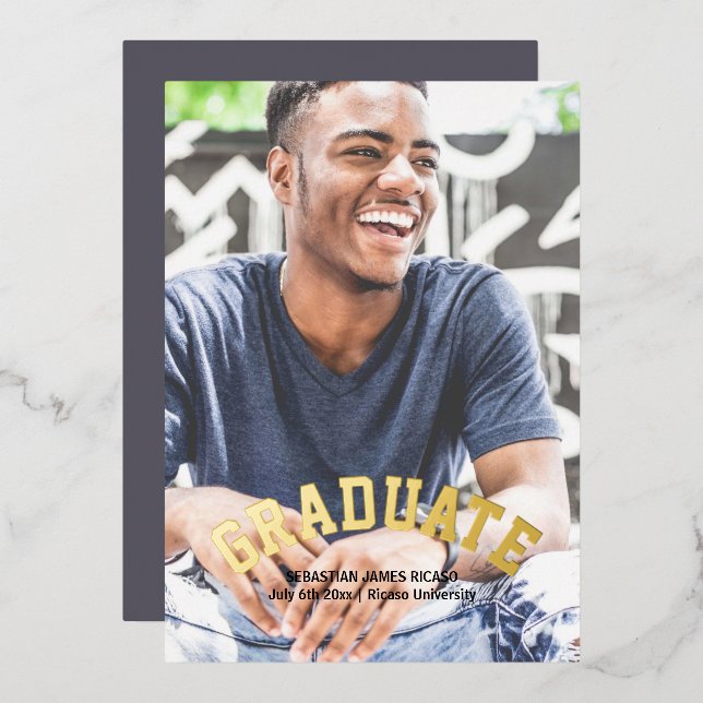 Abschluss Masculine Moderne Personalisiert Folieneinladung (Vorderseite/Rückseite)