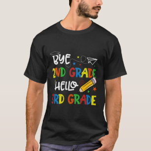 Abschluss nach 2nd-Klasse Hallo 3D-Klasse zurück a T-Shirt