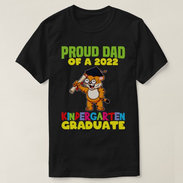 Abschluss Proud Vater 2022 Kindergarten Graduate 2 T-Shirt (Design vorne)