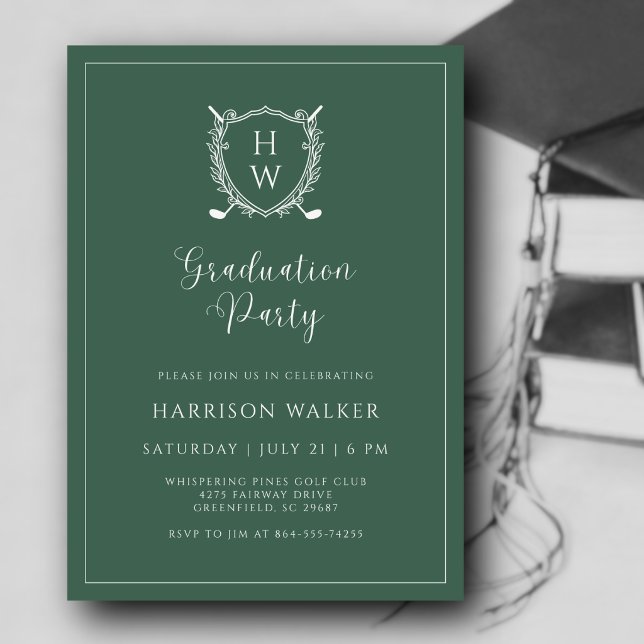 Abschlussfeier Golf-Wappen Elegante Schrift Sage Einladung (A polished look for a milestone worth celebrating. Custom monogram makes it uniquely theirs.)