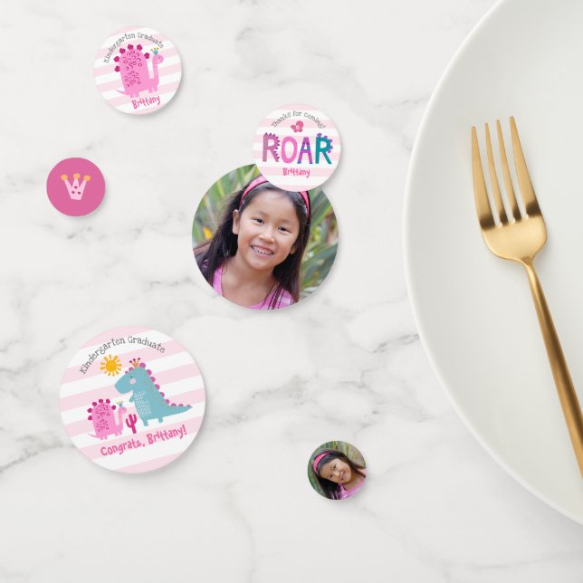 Abschlussfeier im Kindergarten Rosa Dinosaurier Mä Konfetti (Gruppe)