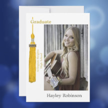 Abschlussfoto mit goldener Kappe