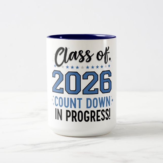 Abschlussklasse 2026 Senior Stolz-Typografie Zweifarbige Tasse (Mittel)