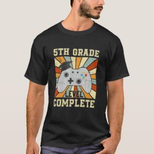 Abschlussklasse 5. Klasse Vollständiger Gamer Jahr T-Shirt