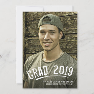 Abschlussweißer Grunge-mit Buchstaben Ankündigung