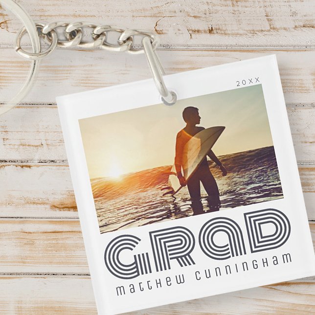 Absolvent 20XX Retro Cool einfaches Jahr Schlüsselanhänger (Von Creator hochgeladen)