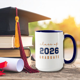 Absolvent der Klasse 2026 Minimalistisch Bold Mode Tasse