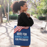 Abstimmung Kamala Harris zur Wahl des Präsidenten<br><div class="desc">Stimmen Sie Kamala Harris für den Präsidenten bei den Präsidentschaftswahlen 2024. Wählen Sie unseren Vizepräsidenten als Kandidat für das demokratische Party und zeigen Sie Ihre Unterstützung mit dieser amerikanischen Fahne Tote Tasche in blau für einen Demokraten.</div>