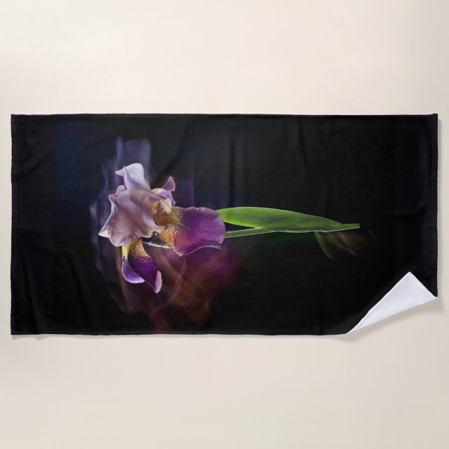 Abstract Iris Flower – Elegant Floral Art Strandtuch (Vorderseite)