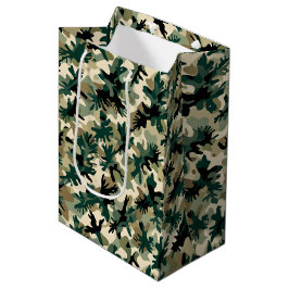 Abstract Woodland Camouflage Pattern Green and Tan Mittlere Geschenktüte