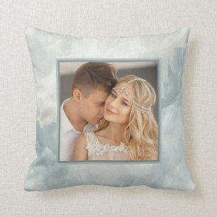 Abstrakt gestrichen  Elegantes Grün mit zwei Fotos Kissen