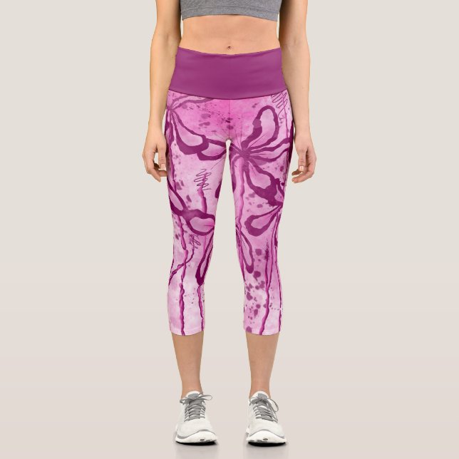 Abstrakt gestrichene Blume rosa Capri Leggings (Vorderseite)